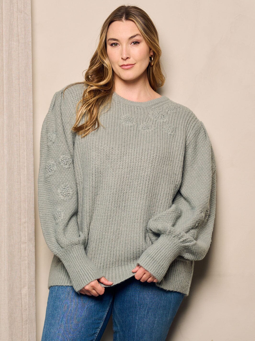 PLUS SIZE LONG BALLON SLEEVE FLORAL DETAILED SWEATER