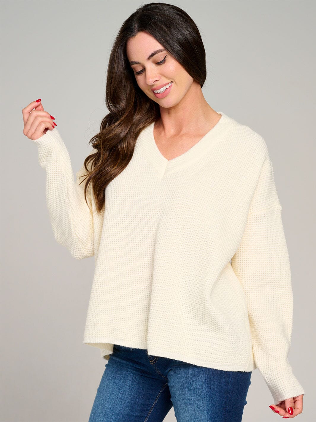 WOMEN'S LONG SLEEVE V-NECK OPEN BACK KNIT PULLOVER SWEATER