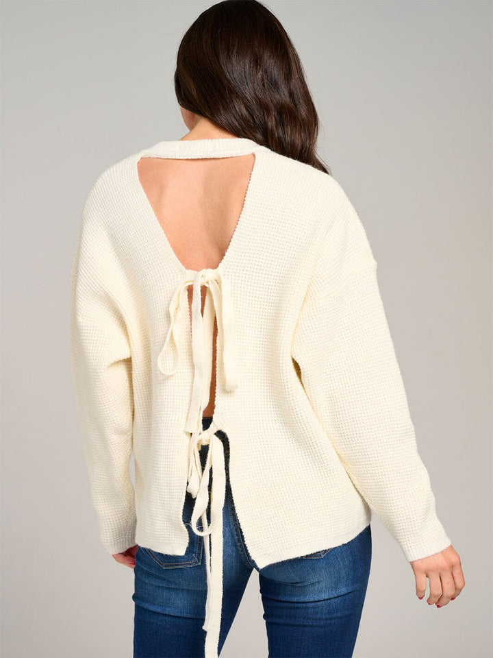 WOMEN'S LONG SLEEVE V-NECK OPEN BACK KNIT PULLOVER SWEATER