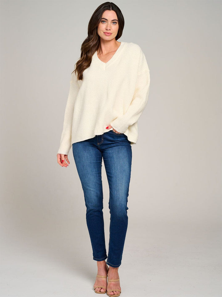 WOMEN'S LONG SLEEVE V-NECK OPEN BACK KNIT PULLOVER SWEATER