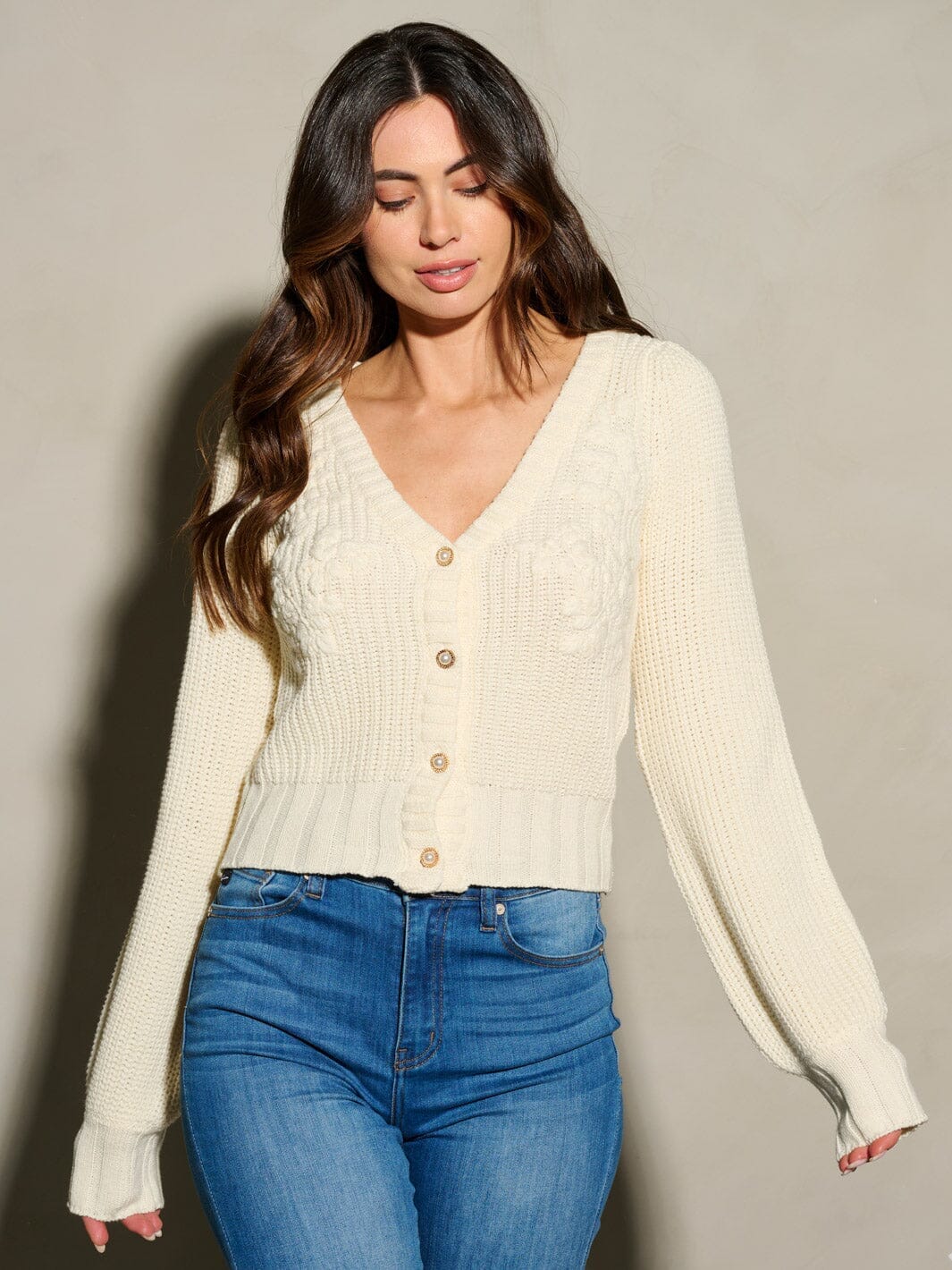 WOMEN'S LONG SLEEVE BUTTON CLOSURE EMBROIDERY DETAILED SWEATER CARDIGAN