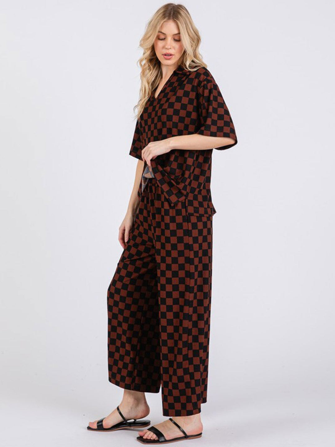 WOMEN'S SHORT SLEEVE TOP & ELASTIC WAIST PANTS CHECKER PRINT 2PC. SET