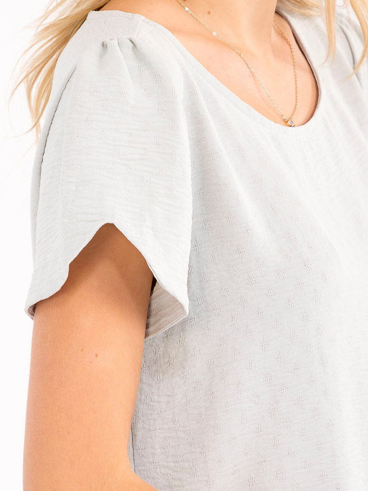 WOMEN'S SHORT SLEEVE HIGH-LOW DETAILED BLOUSE