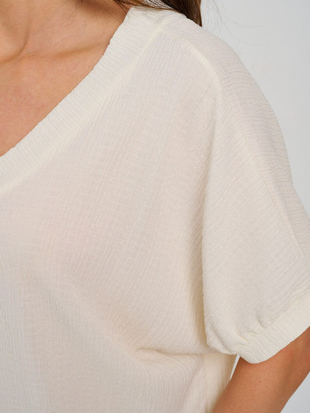 WOMEN'S SHORT SLEEVE V-NECK TUNIC BLOUSE