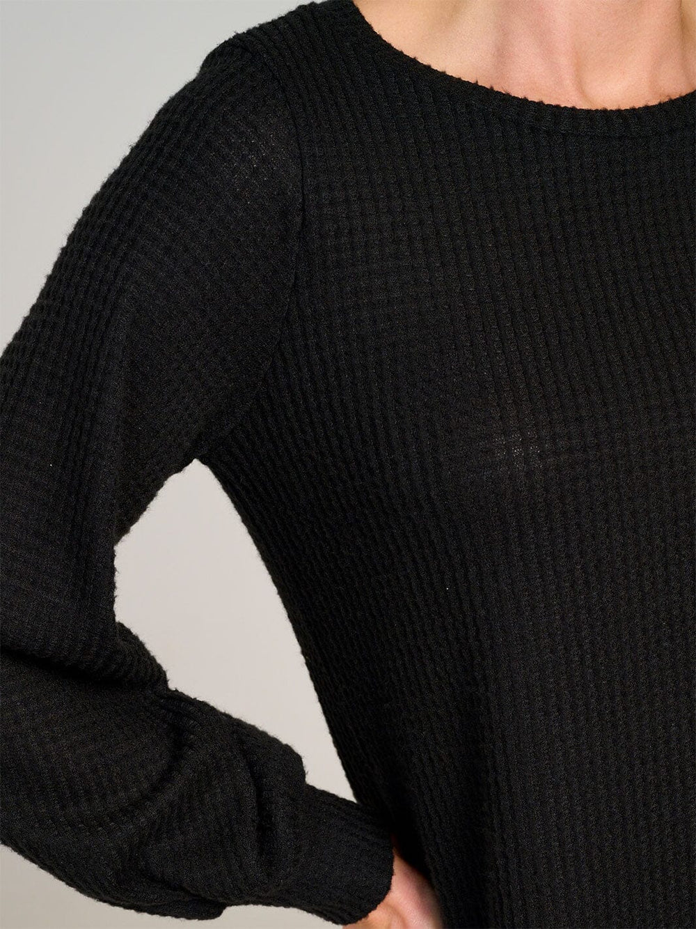 WOMEN'S LONG SLEEVE WAFFLE BLOUSE