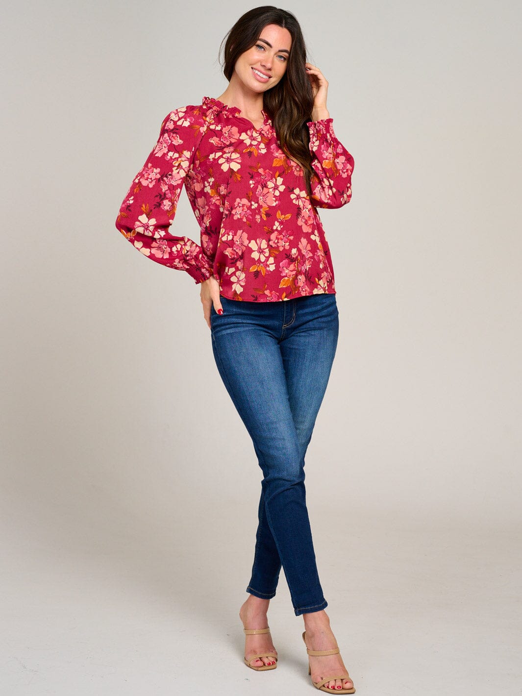 WOMEN'S LONG SLEEVE V-NECK RUFFLE HIGH-LOW FLORAL BLOUSE