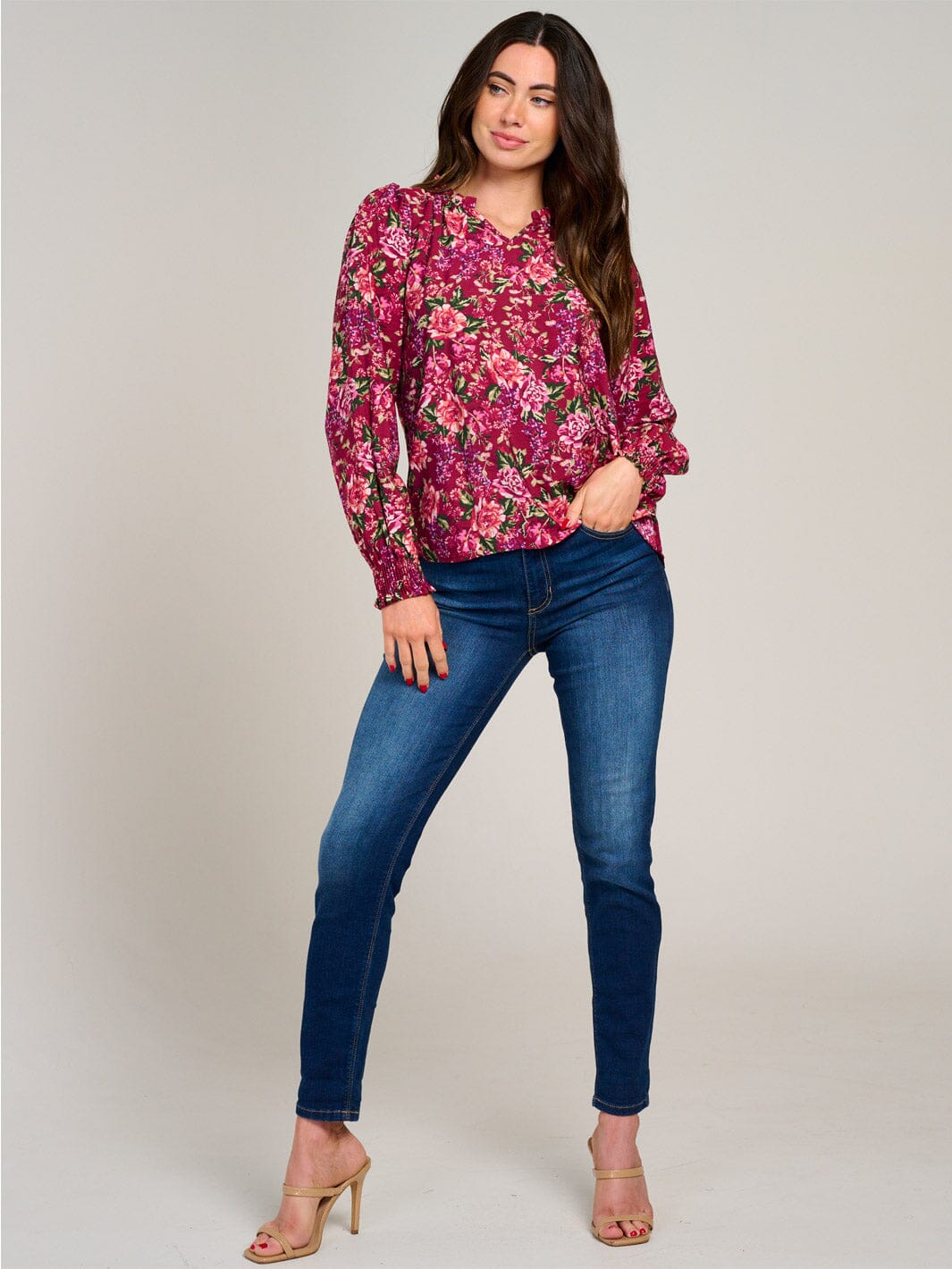 WOMEN'S LONG SLEEVE V-NECK RUFFLE FLORAL BLOUSE