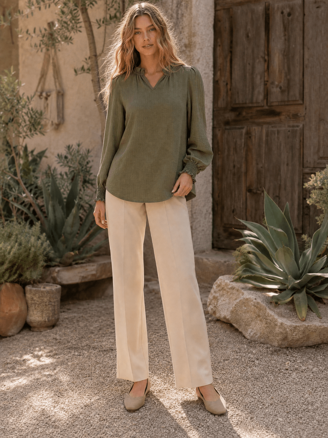 WOMEN'S LONG SLEEVE RUFFLE V-NECK BLOUSE