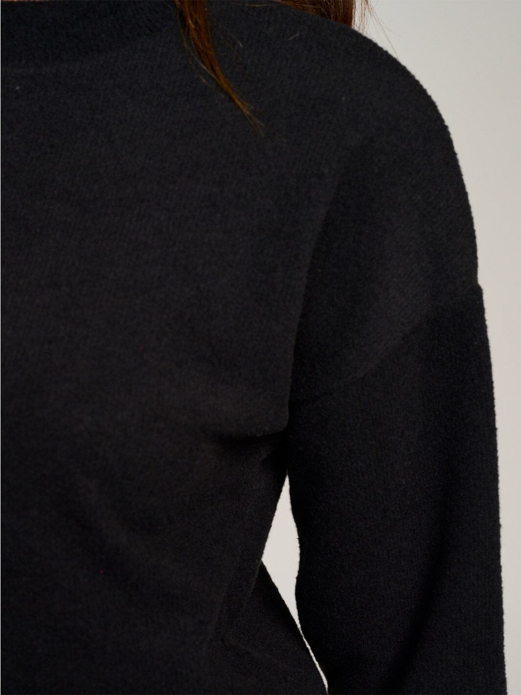 WOMEN'S LONG SLEEVE SOLID BLOUSE