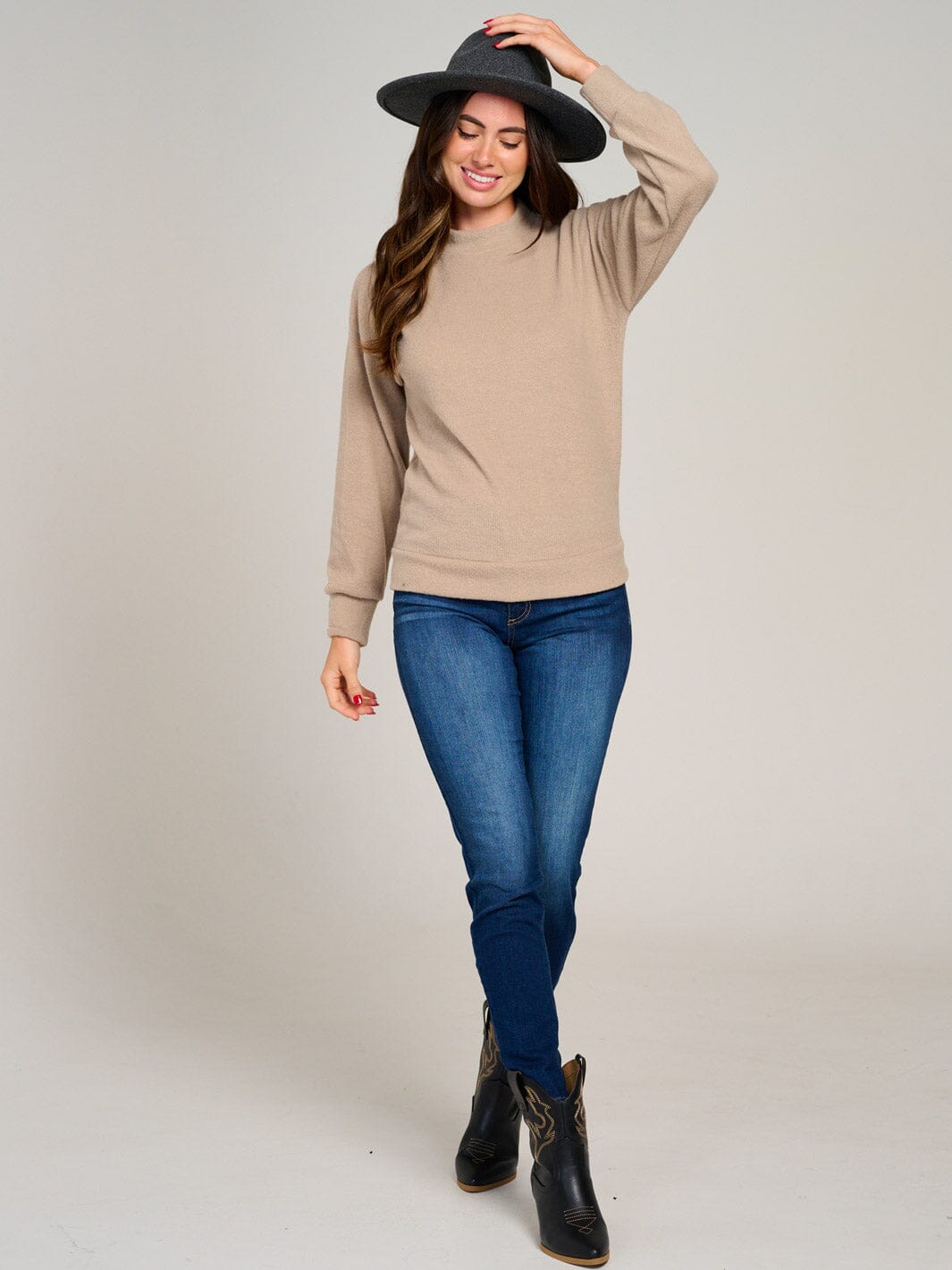 WOMEN'S LONG SLEEVE SOLID BLOUSE