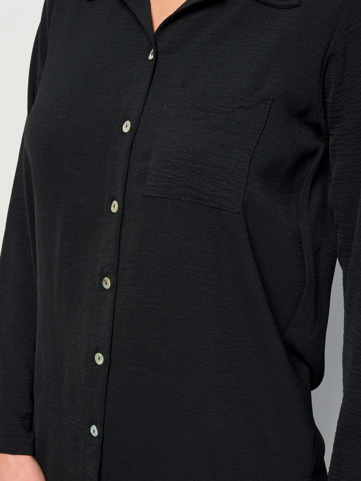 WOMEN'S LONG SLEEVE BUTTON UP FRONT POCKET BLOUSE TOP