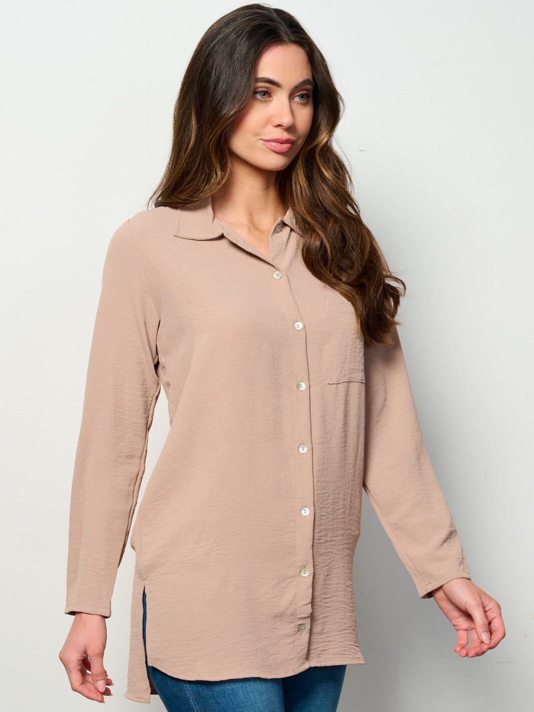 WOMEN'S LONG SLEEVE BUTTON UP FRONT POCKET BLOUSE TOP