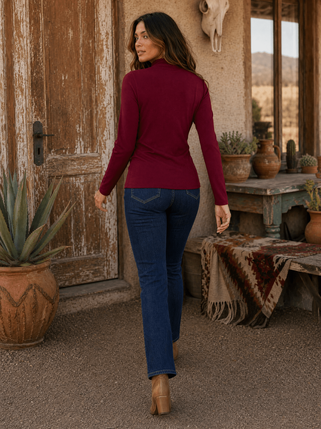WOMEN'S LONG SLEEVE MOCK NECK RIBBED TOP