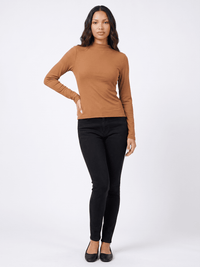 WOMEN'S LONG SLEEVE MOCK NECK RIBBED TOP