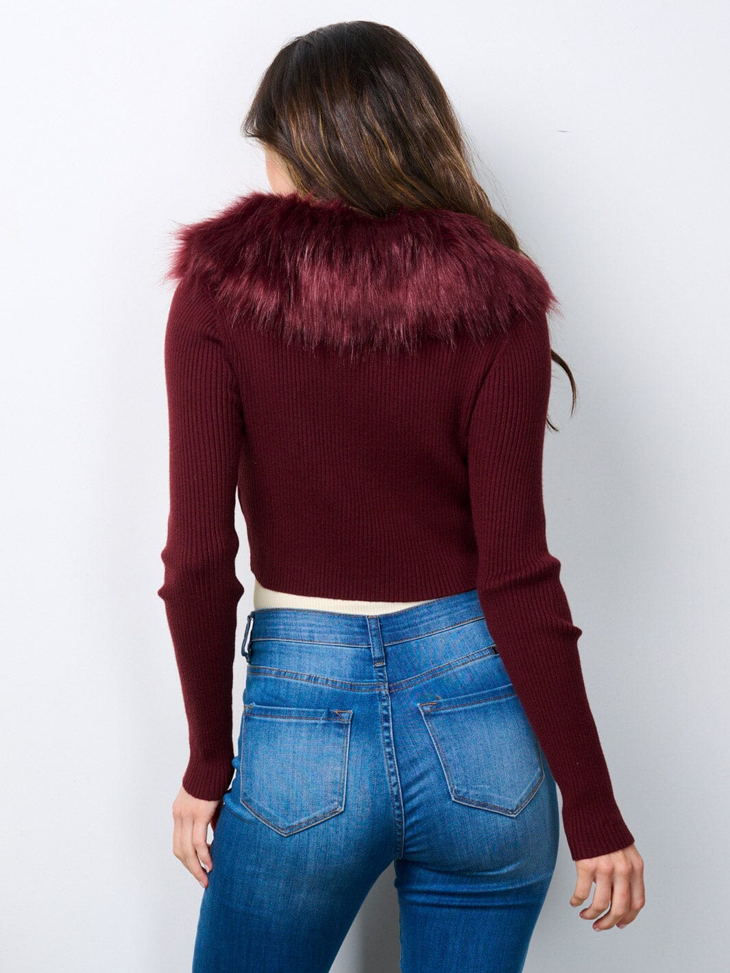WOMEN'S LONG SLEEVE FUR COLLARD RIB CROP TOP