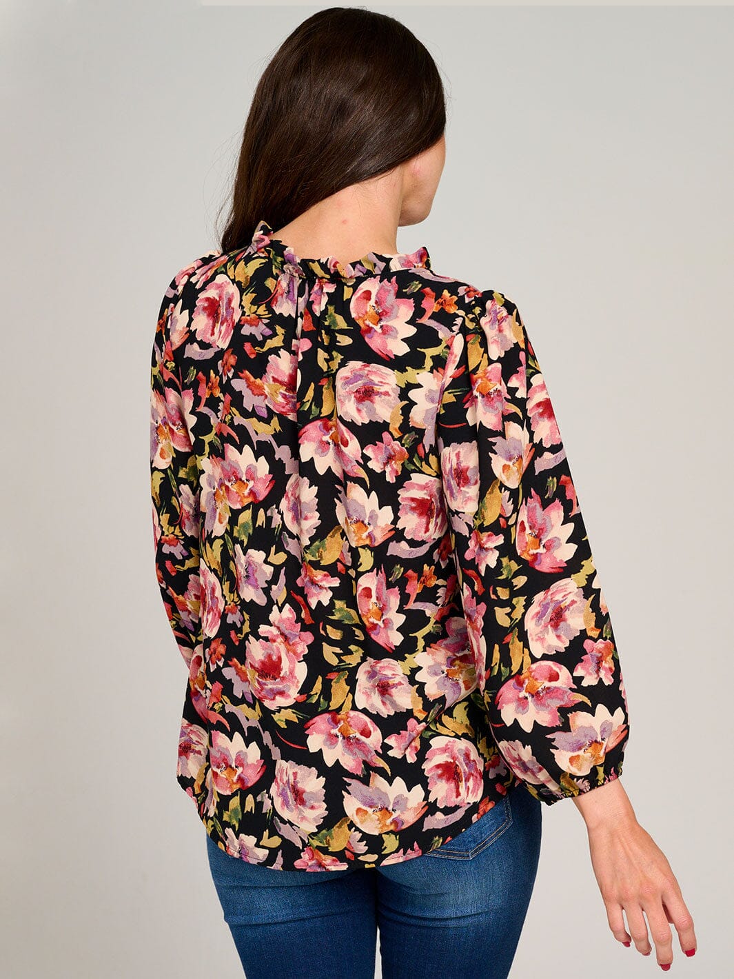 WOMEN'S LONG SLEEVE V-NECK RUFFLE HIGH-LOW FLORAL BLOUSE