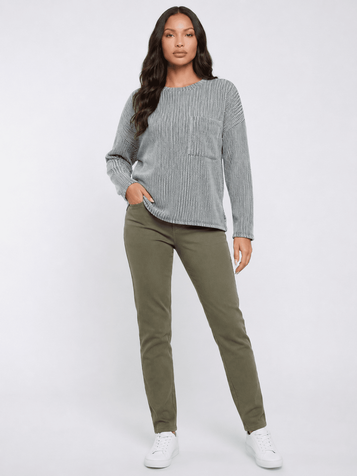 WOMEN'S LONG SLEEVE FRONT POCKET RIBBED TOP