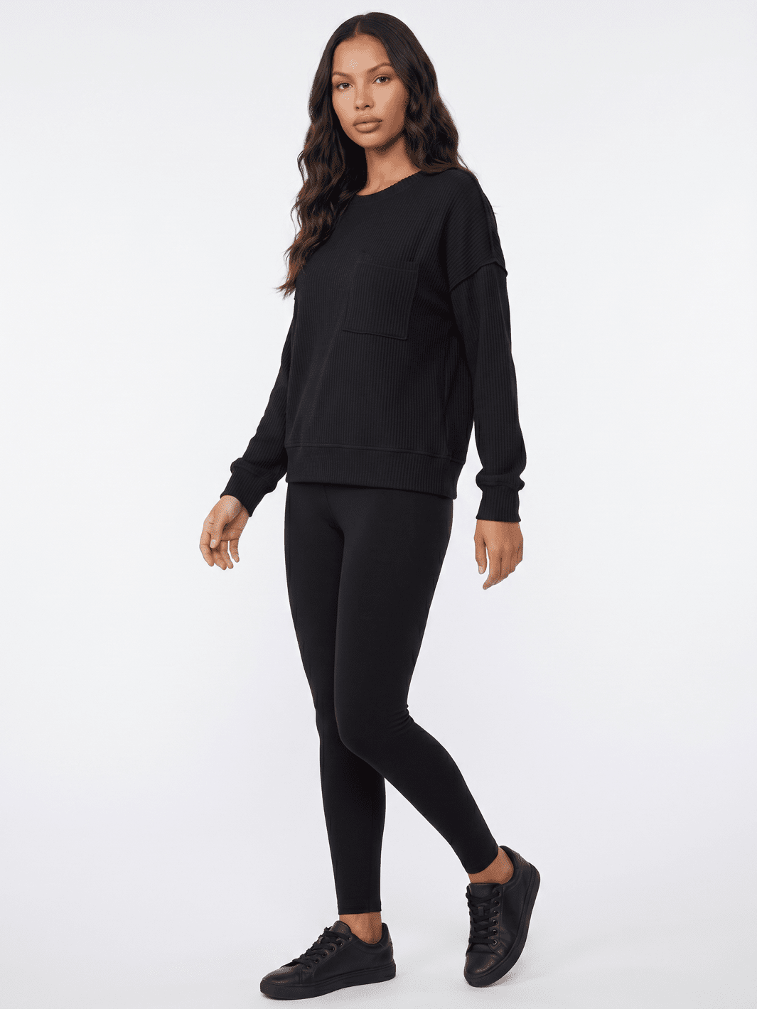 ******************WOMEN'S LONG SLEEVE FRONT POCKET RIBBED TOP