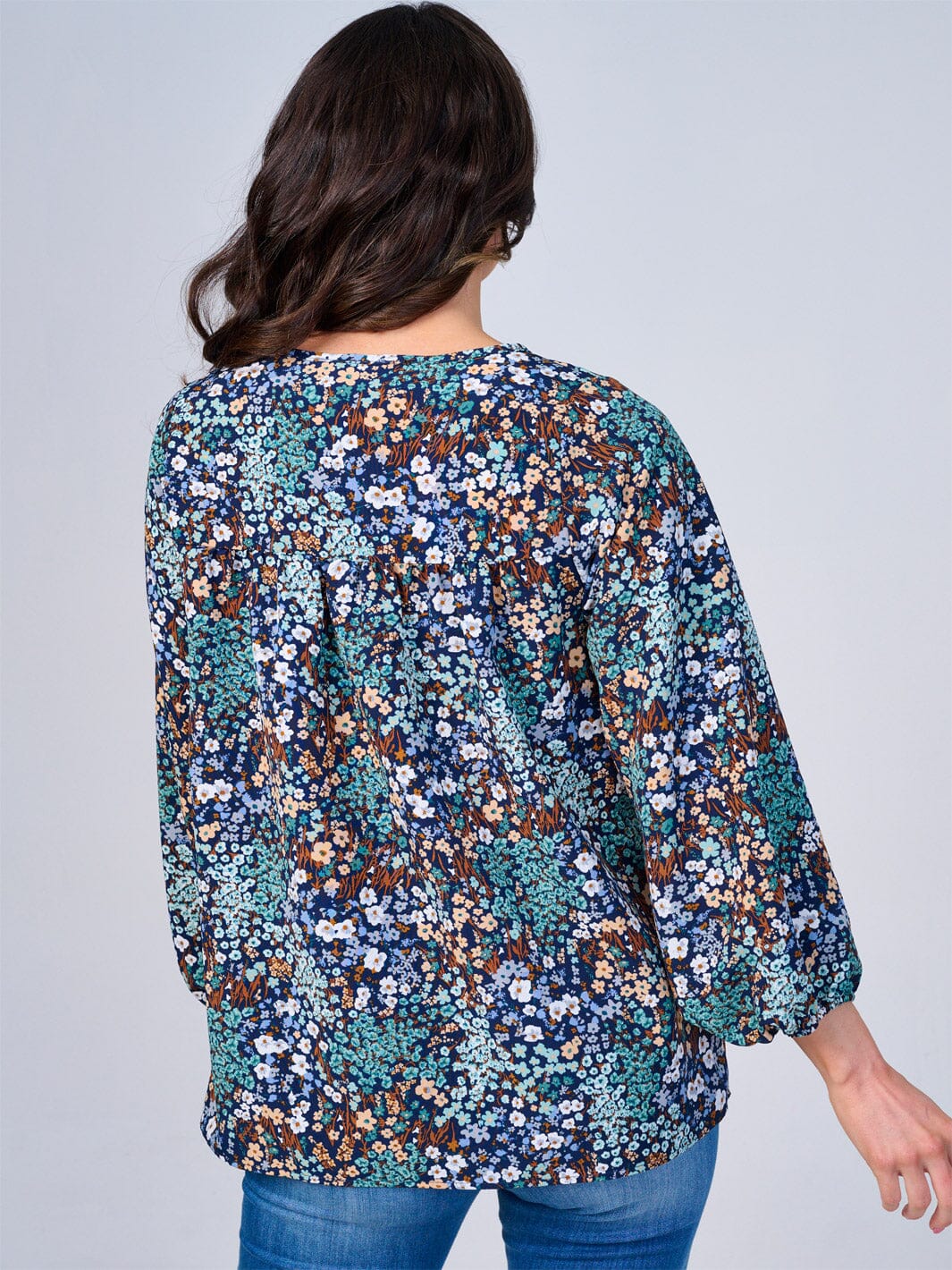 WOMEN'S LONG SLEEVES V-NECK FLORAL BLOUSE