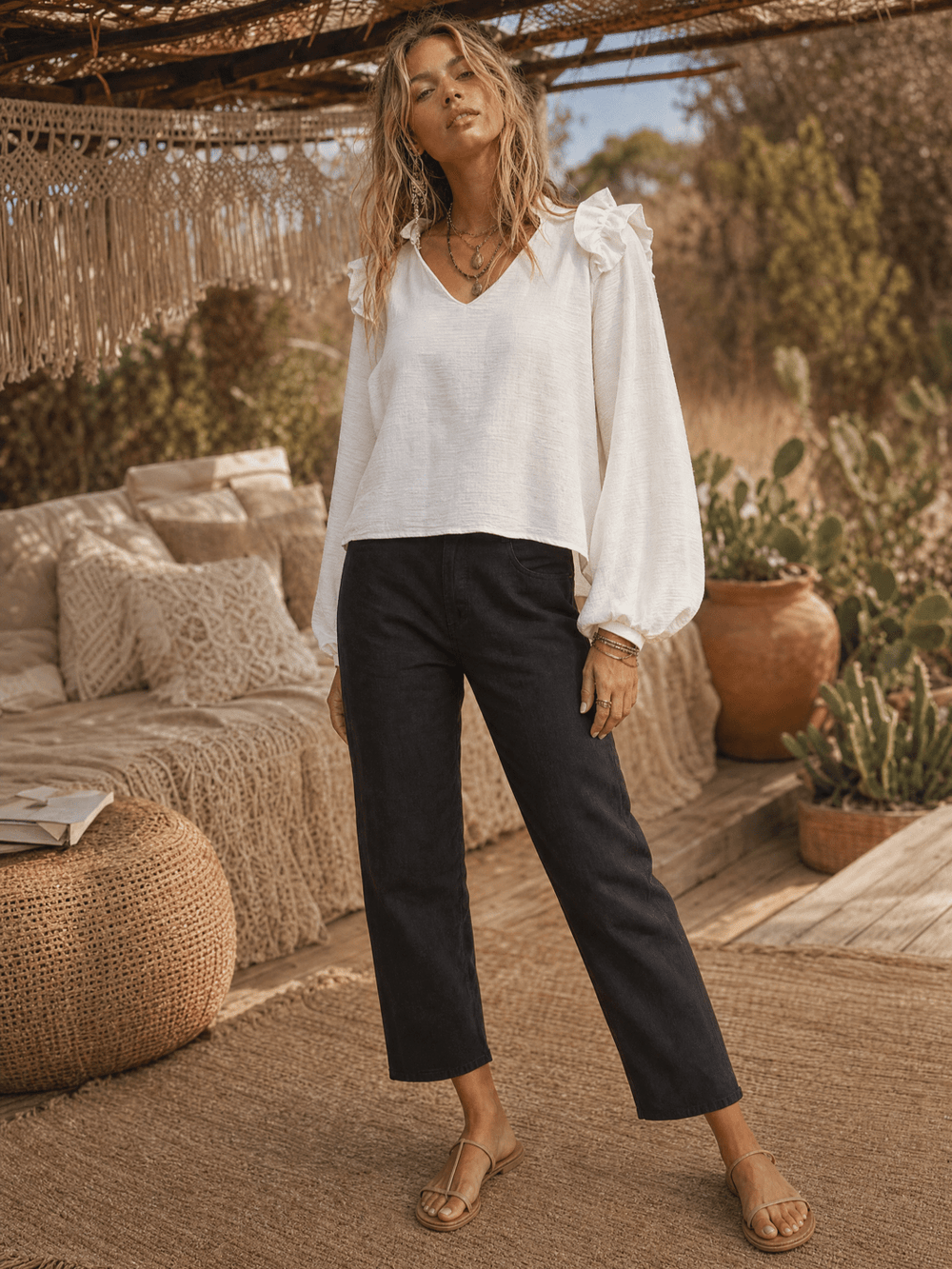 WOMEN'S LONG SLEEVE V-NECK BLOUSE