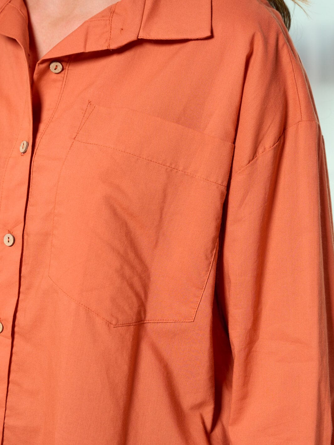 WOMEN'S LONG SLEEVE BUTTON UP FRONT POCKET BLOUSE TOP