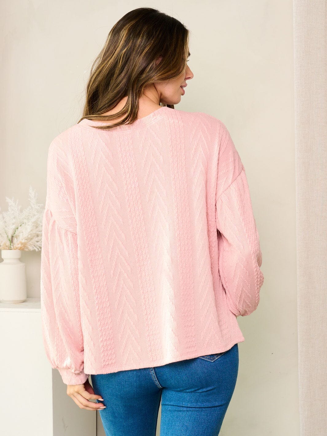 WOMEN'S LONG SLEEVE DETAILED SOLID TOP