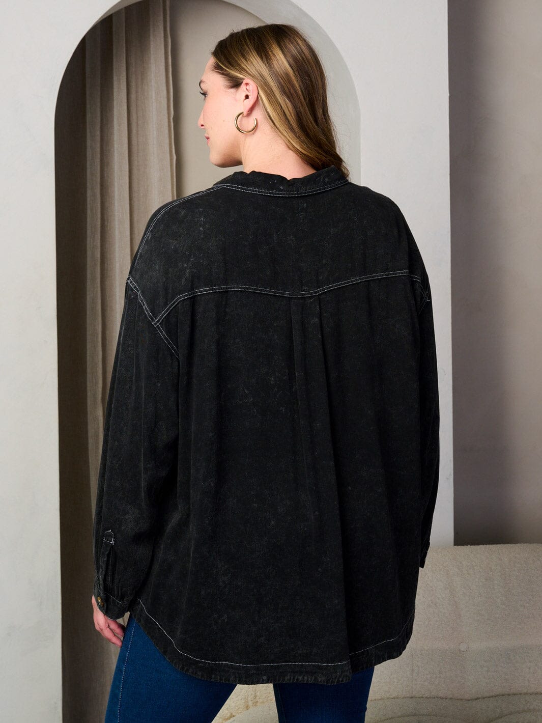 PLUS SIZE LONG SLEEVE BUTTONS DETAILED OVERSIZED TUNIC TOP