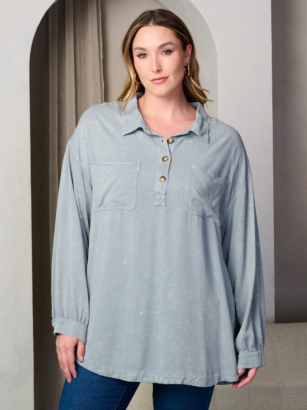 PLUS SIZE LONG SLEEVE BUTTONS DETAILED OVERSIZED TUNIC TOP