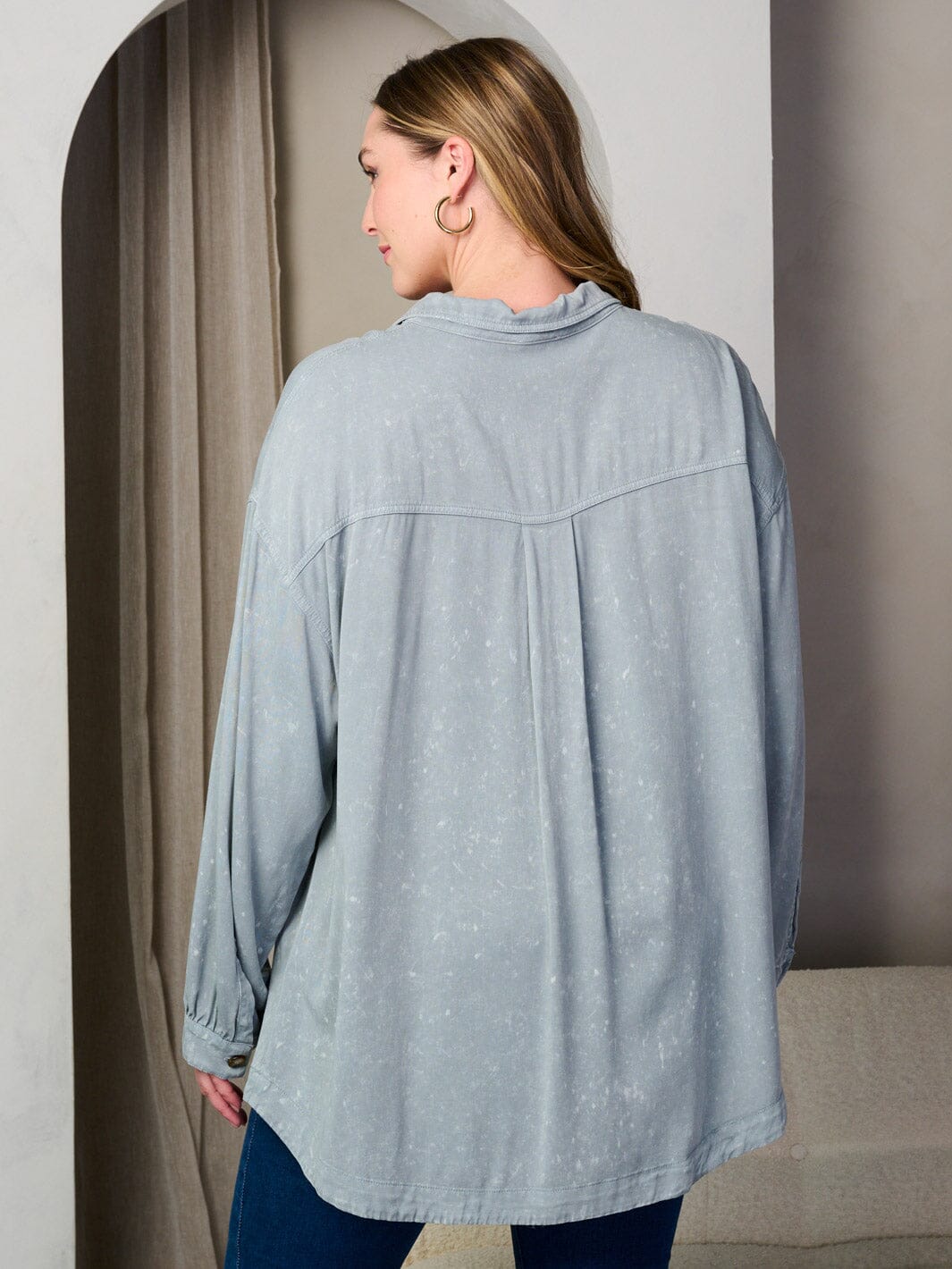 PLUS SIZE LONG SLEEVE BUTTONS DETAILED OVERSIZED TUNIC TOP
