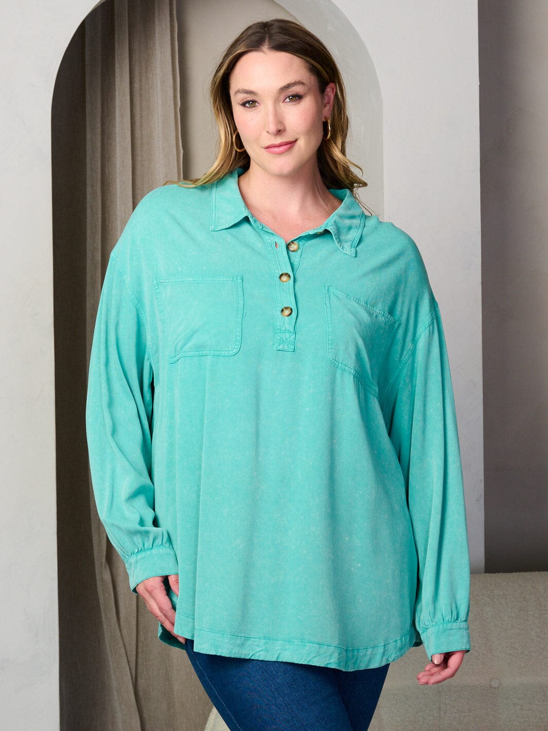 PLUS SIZE LONG SLEEVE BUTTONS DETAILED OVERSIZED TUNIC TOP