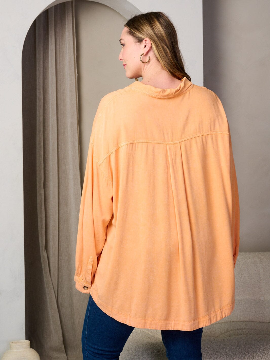 PLUS SIZE LONG SLEEVE BUTTONS DETAILED OVERSIZED TUNIC TOP