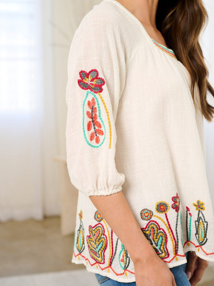 WOMEN'S 3/4 SLEEVE EMBROIDERY FLORAL TUNIC BLOUSE TOP