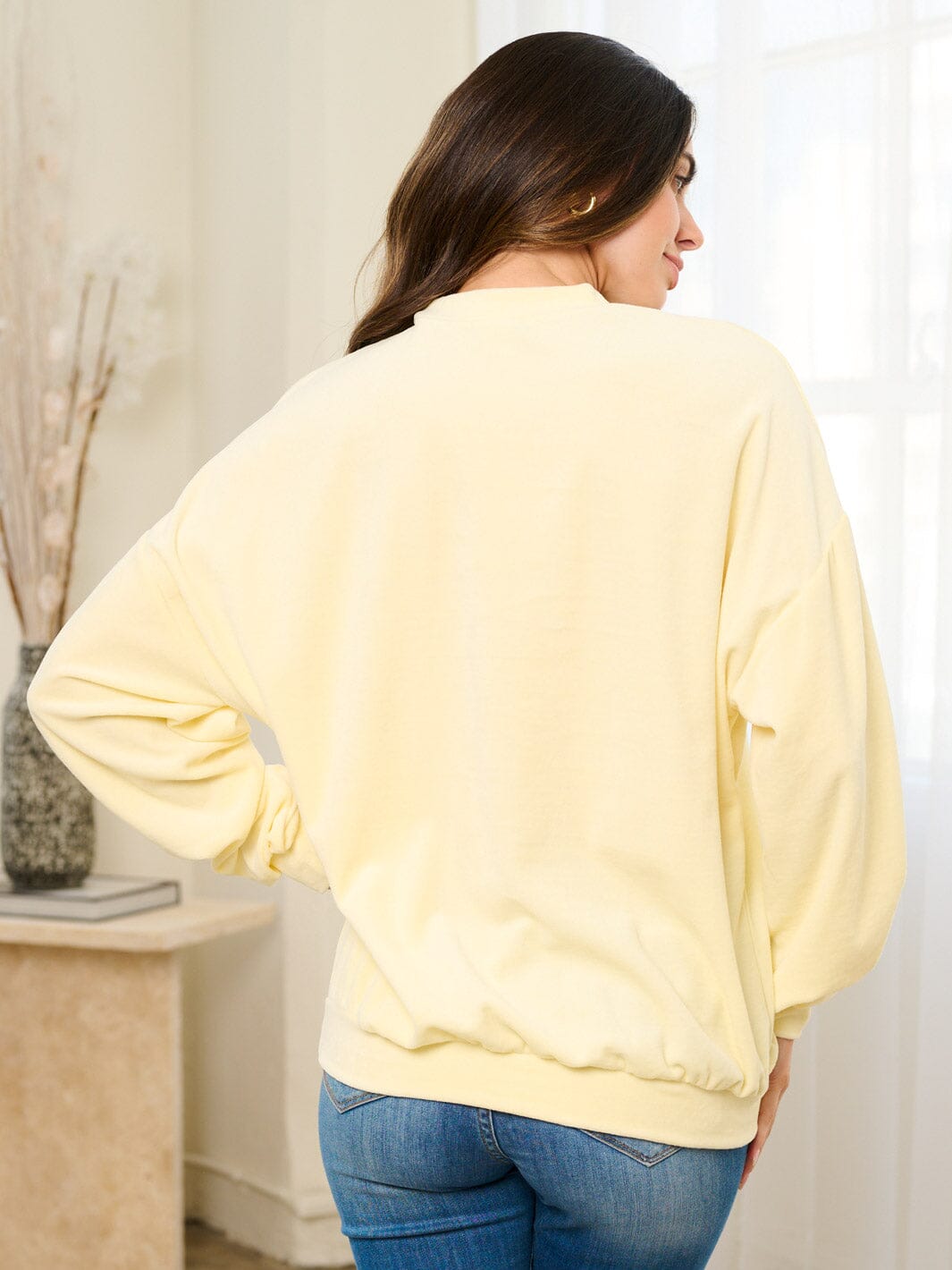 WOMEN'S LONG RUCHED SLEEVE PULLOVER GRAPHIC SWEATER
