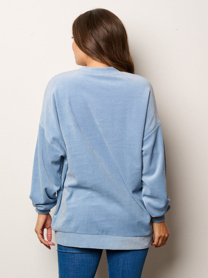 WOMEN'S LONG SLEEVE FRONT POCKETS GRAPHIC SWEATER
