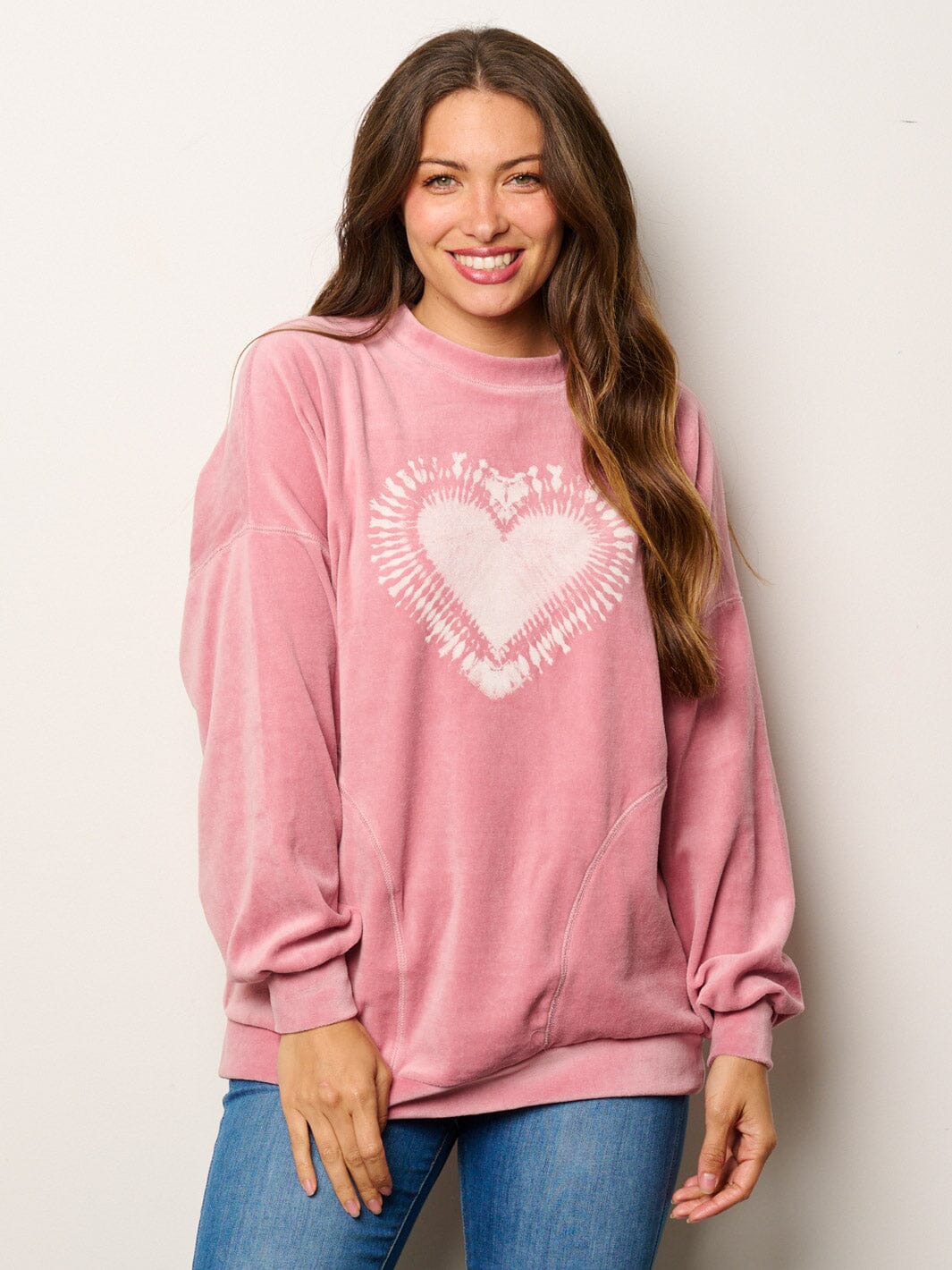 WOMEN'S LONG SLEEVE FRONT POCKETS GRAPHIC SWEATER