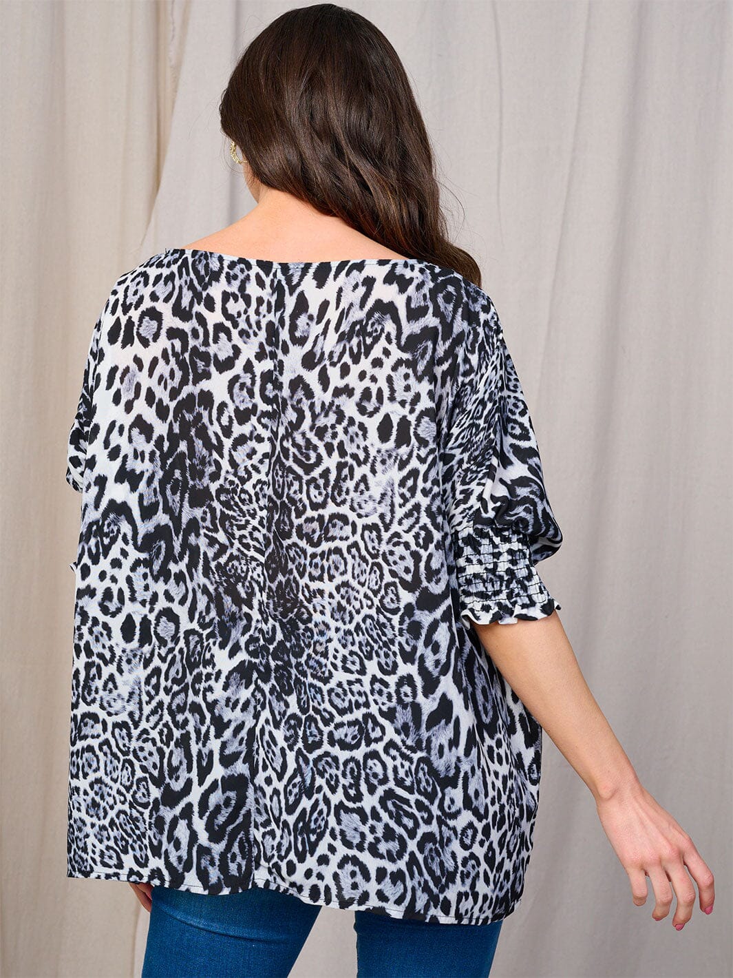WOMEN'S SHORT SMOCK SLEEVE ANIMAL PRINT TUNIC BLOUSE