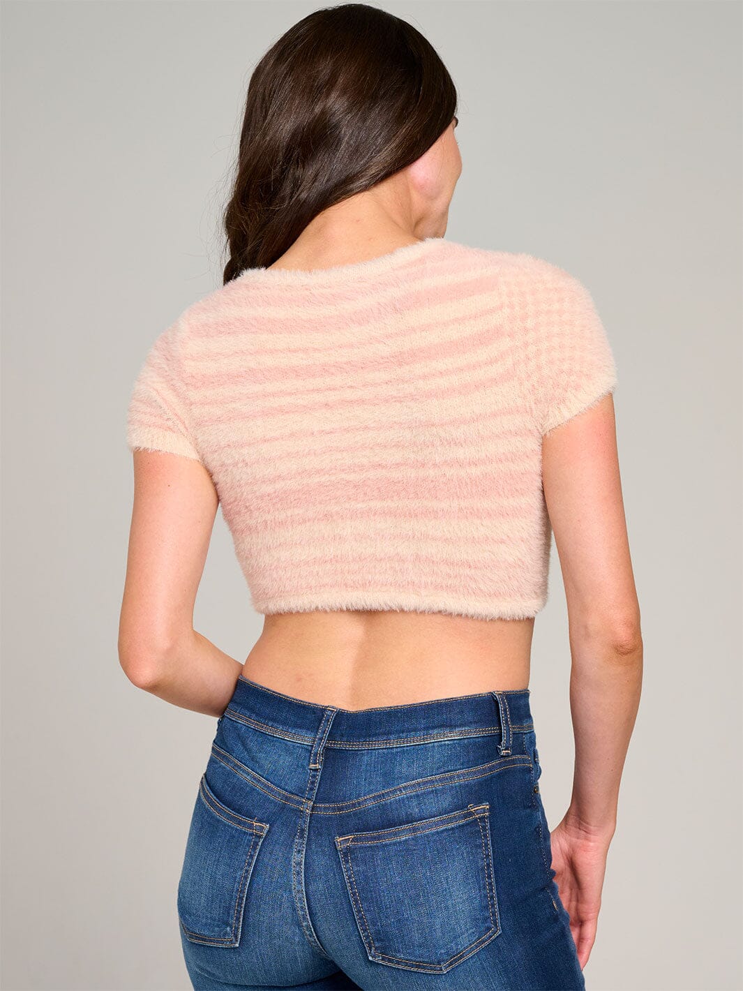 WOMEN'S SHORT SLEEVE V-NECK FUZZY CROP TOP