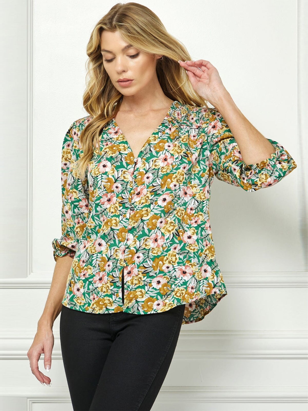 WOMEN'S 3/4 SLEEVE BUTTON CLOSURE FLORAL BLOUSE TOP