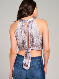 WOMEN'S SLEEVELESS HALTER NECK OPEN BACK PRINTED CROP TOP