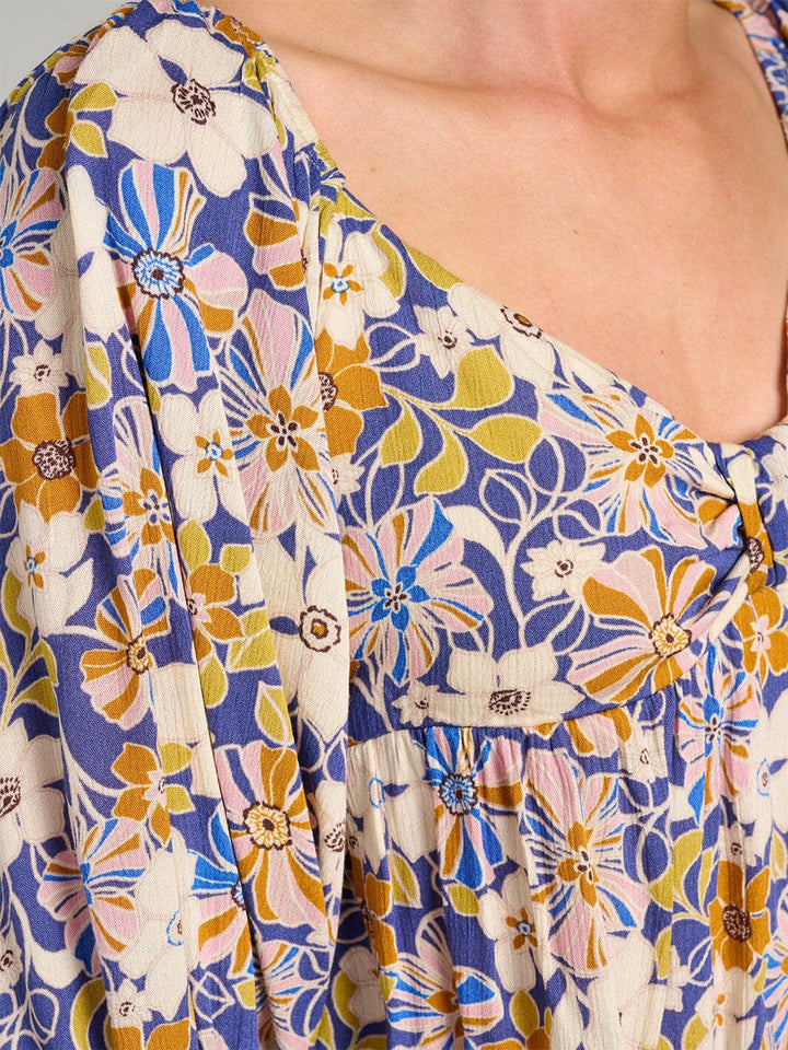 WOMEN'S SHORT SLEEVE FLORAL BLOUSE