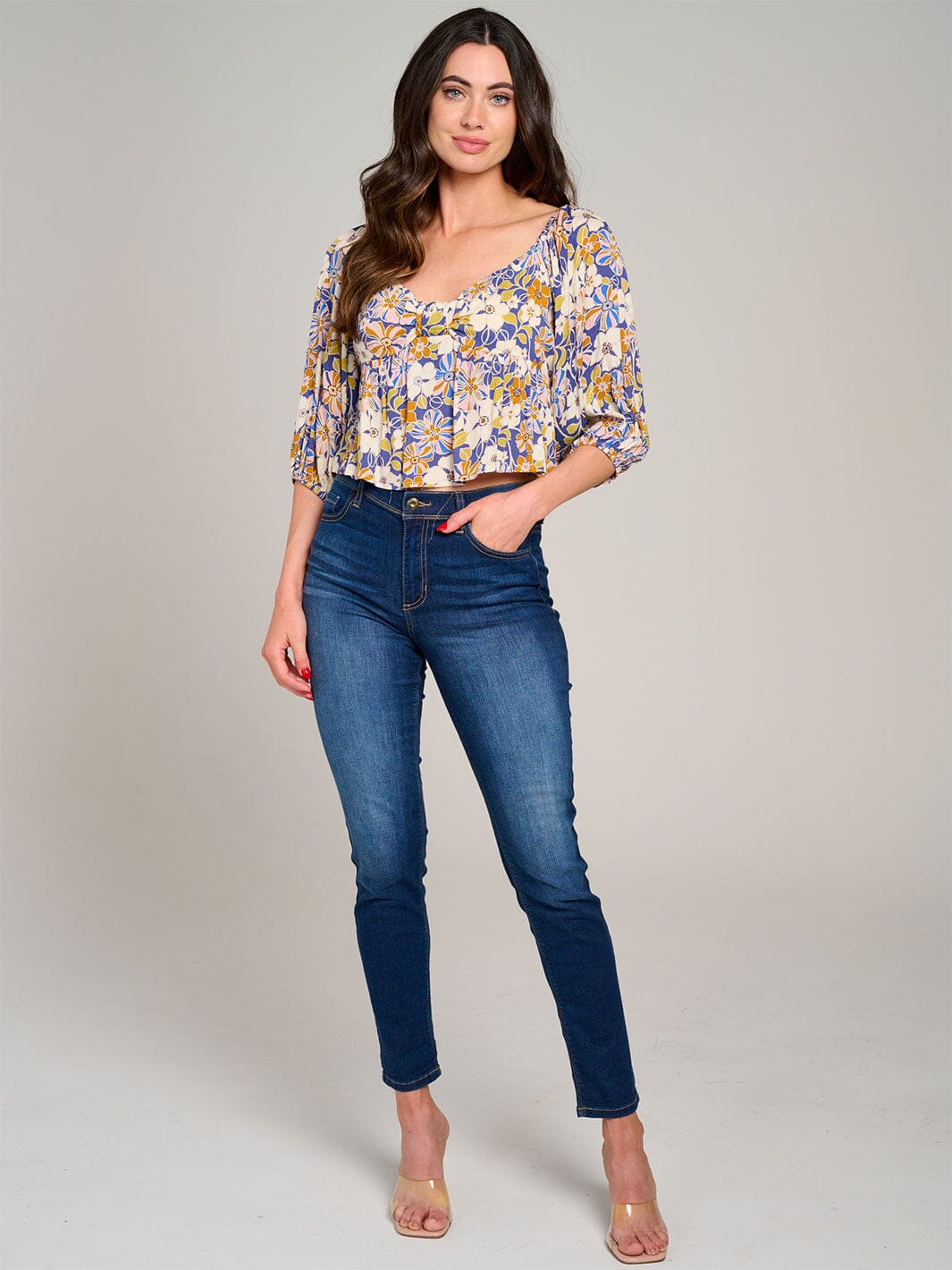 WOMEN'S SHORT SLEEVE FLORAL BLOUSE