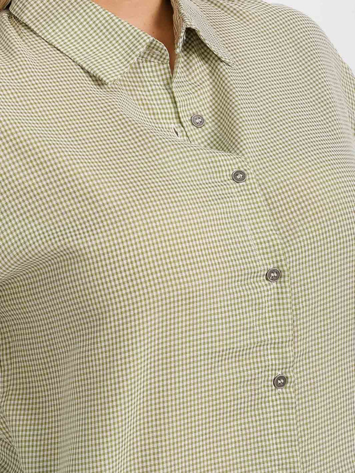 PLUS SIZE LONG SLEEVES BUTTON UP HIGH-LOW PLAID SHIRT
