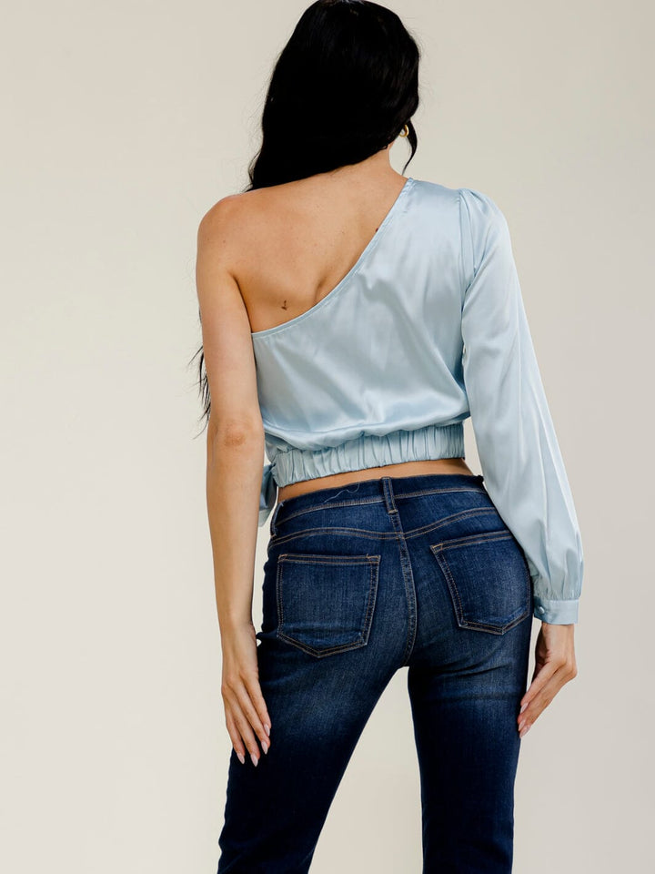 WOMEN'S ONE SHOULDER SELF TIE CROP TOP