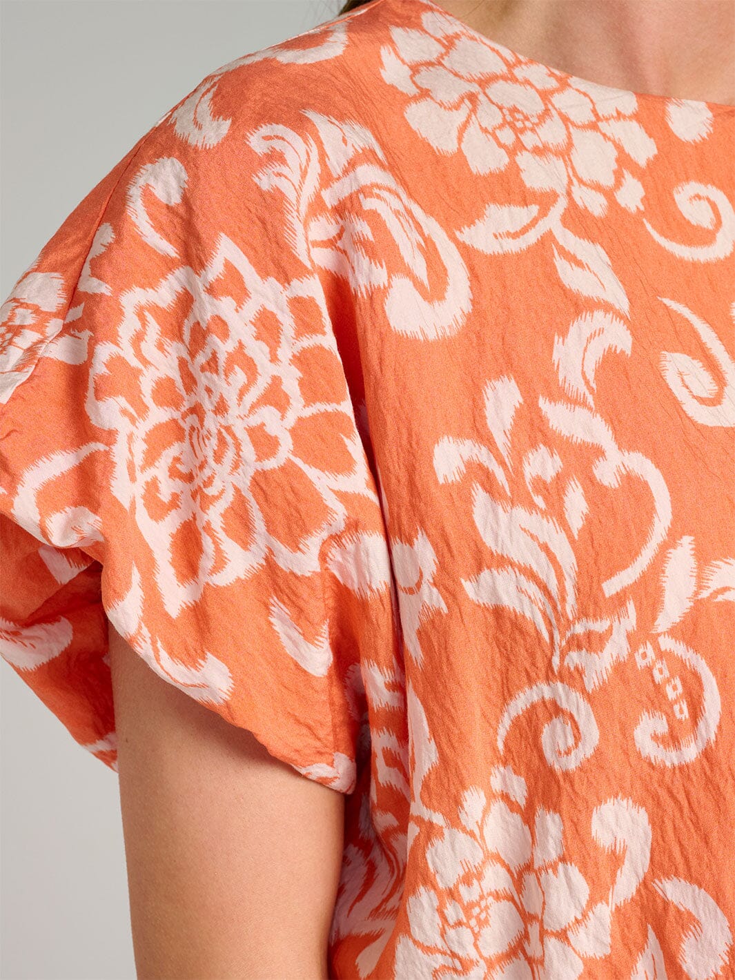 WOMEN'S SHORT SLEEVE ELASTIC WAIST FLORAL BLOUSE