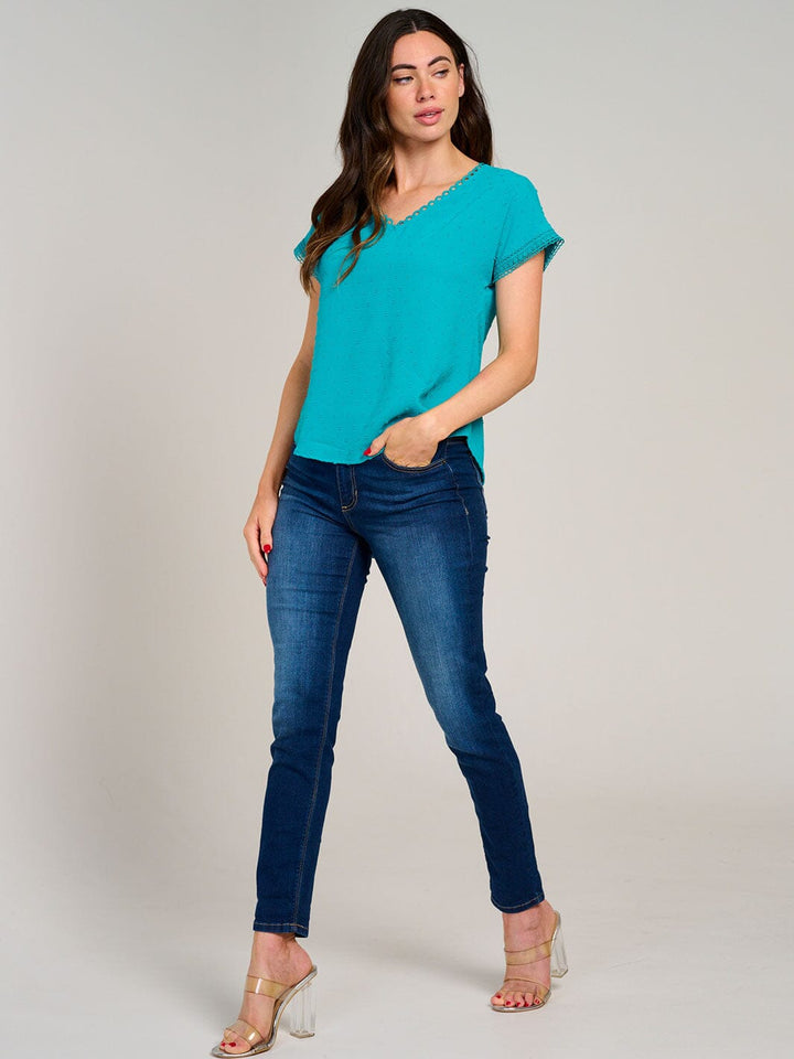 WOMEN'S SHORT SLEEVE V-NECK SWISS BACK DETAILED BLOUSE