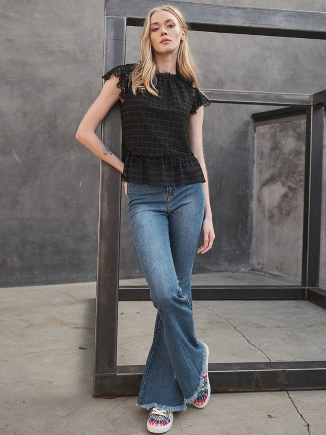 WOMEN'S SHORT RUFFLE SLEEVE MOCK NECK BLOUSE TOP