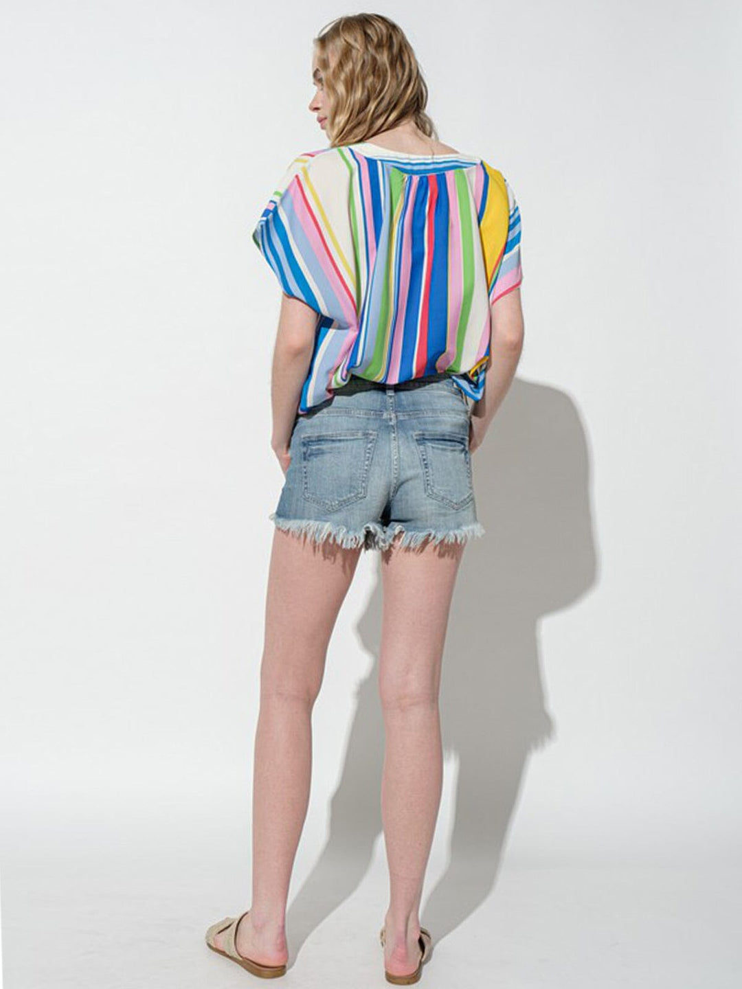 WOMEN'S SHORT SLEEVE V-NECK COLORBLOCK TUNIC TOP