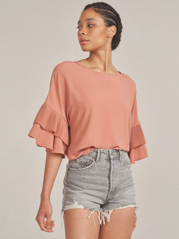 WOMEN'S SHORT RUFFLE SLEEVE BLOUSE