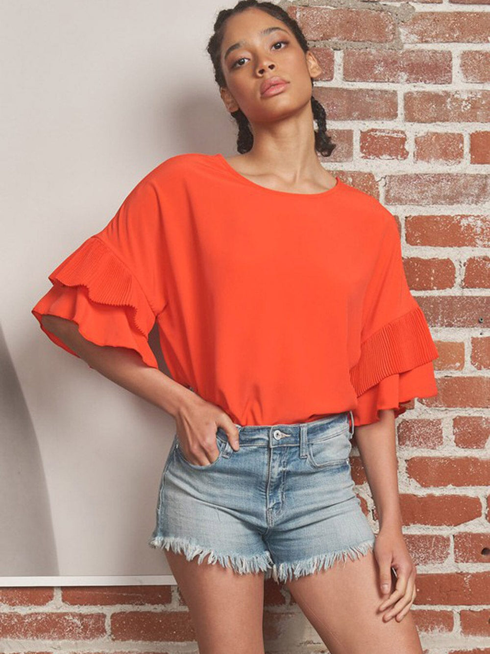 WOMEN'S SHORT RUFFLE SLEEVE BLOUSE