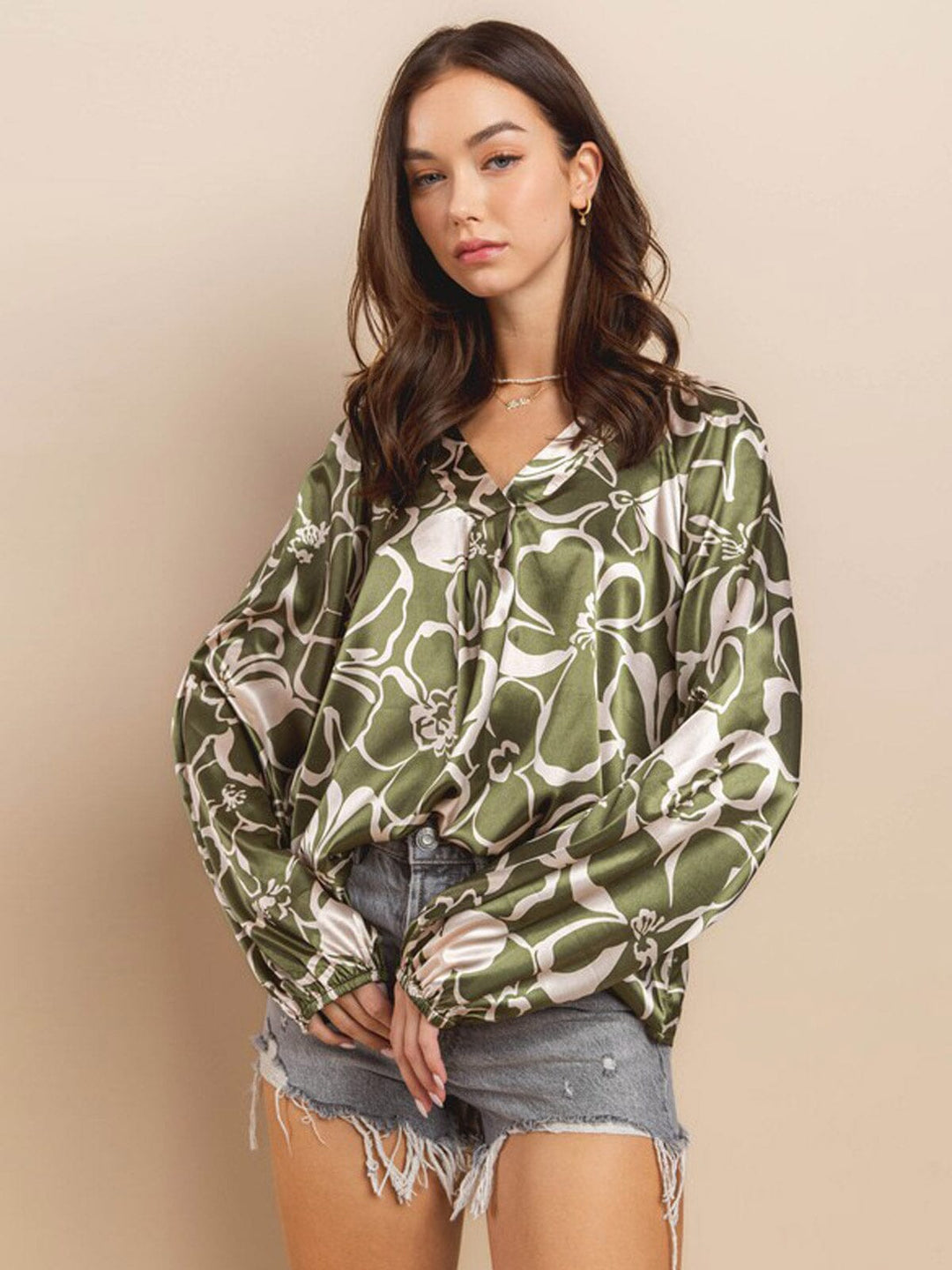 WOMEN'S LONG SLEEVE V-NECK FLORAL BLOSE TOP